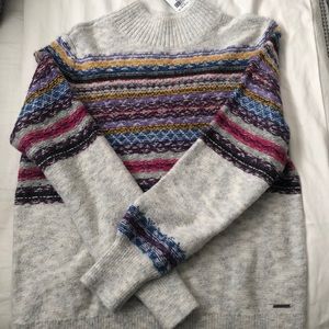 Abercrombie & Fitch sweater